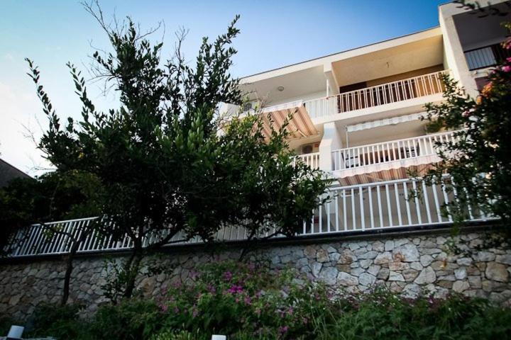 Apartments Kalaba - Dalma I Podaca Exterior photo
